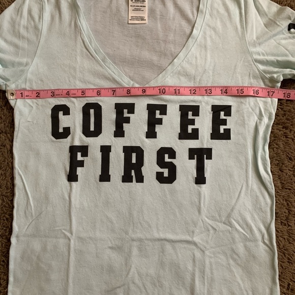 Crazy 8 sale ⭐️ Victoria Secret t-shirt Size: XS - Picture 5 of 7